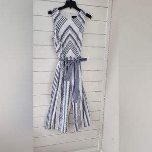 JESSICA HOWARD New with Tags size 14 linen blue and white sleeveless jumpsuit.